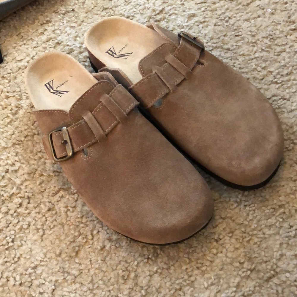 White Mountain Clogs